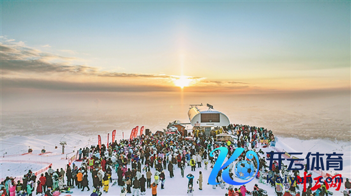 新疆阿勒泰将军山滑雪场 新疆阿勒泰将军山滑雪场